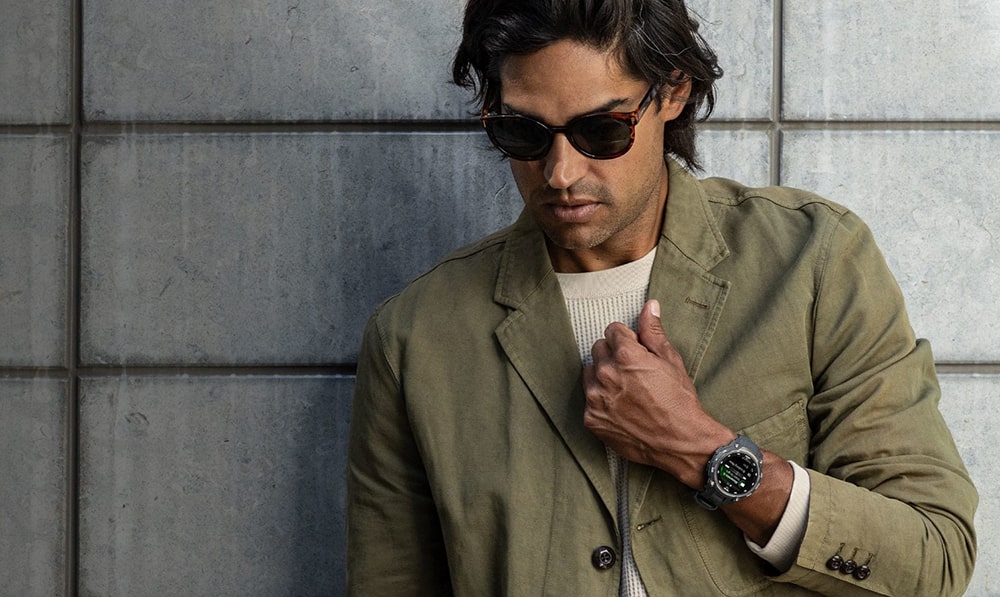 Instinct Crossover Amoled