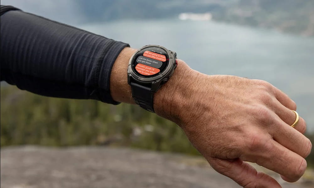 Премиальные мультиспортивные GPS-смарт-часы fēnix 8 Pro идеально подходят для любителей приключений, которые хотят оставаться на связи